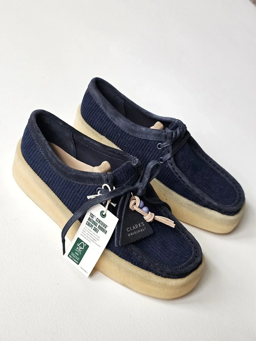 NWT Clarks Originals Wallabee Cup Navy Cord Platform Crepe Shoes Size 9
